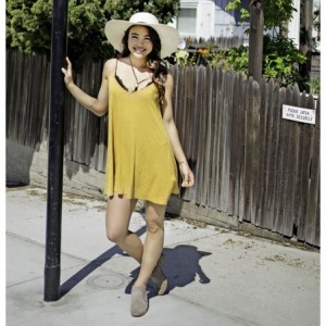 Sun Hats Womens Hat Wide Brim Sun Protective Straw Sun Hat w/Lanyard - Ivory - C7189ZR2H87 $38.32